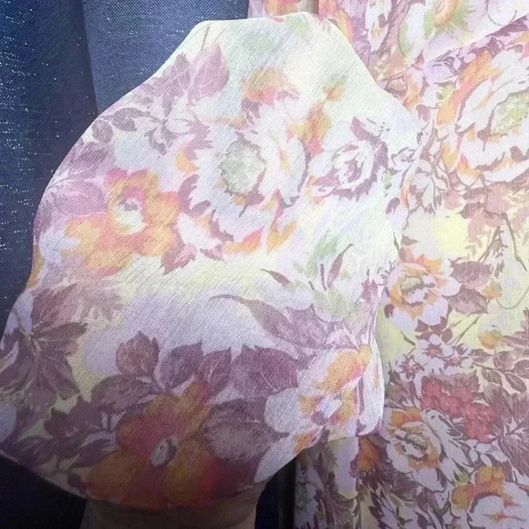 Rewind Juniors Women’s Floral Cold Shoulder Cut Out Dress - Picture 7 of 15